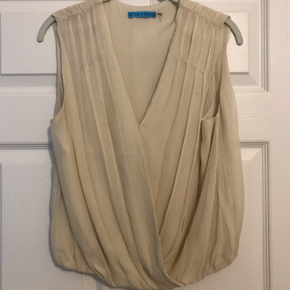 Alice + Olivia V neck pleated sleeveless blouse
